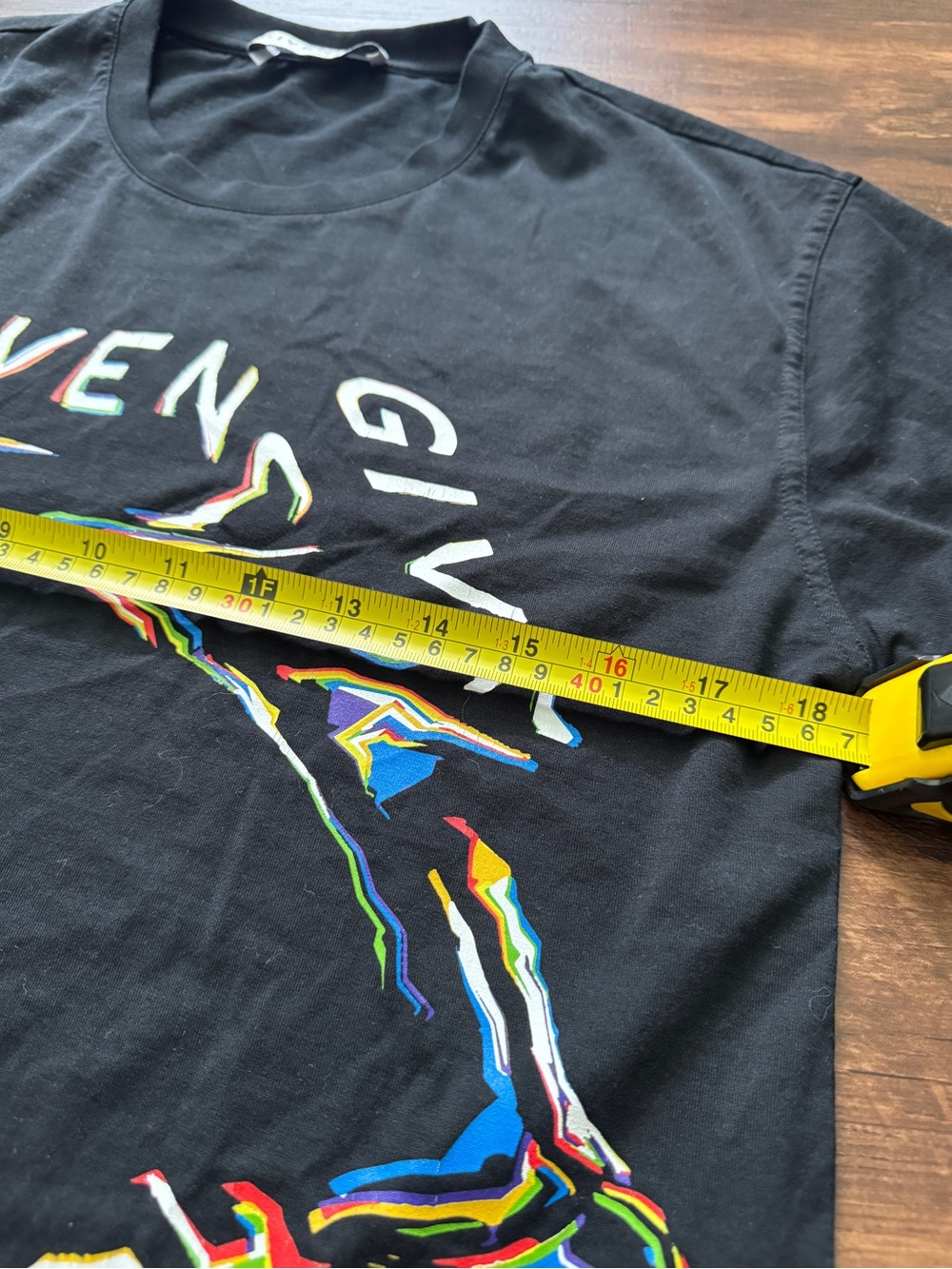 Givenchy Mirage / Glitch Logo Unisex T-Shirt - Picture 5 of 7
